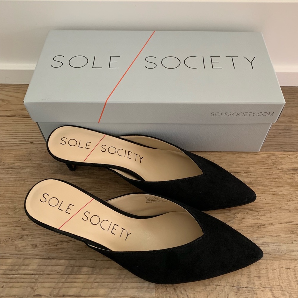 Brand new Sole Society mule pumps black